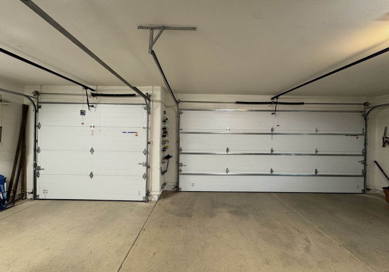 Good Golly Garage Doors Phoenix LLC project